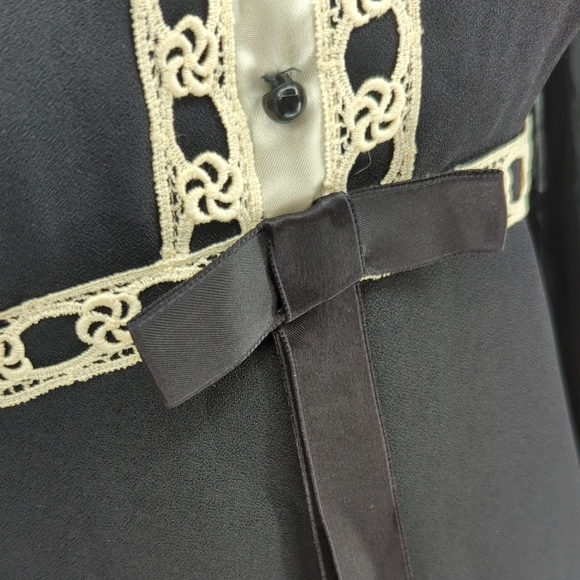 01519 Vintage Women's Embroidered Bow Dress Black Cream Size 7/8 coquette girl - Picture 6 of 13